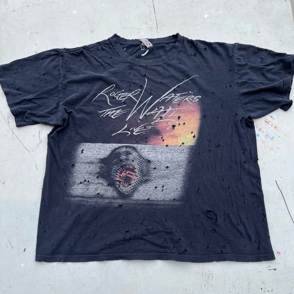 Men's The Wall T-Shirt Black Roger Waters No SIZE Tour DISTRESSED Pink Floyd UK